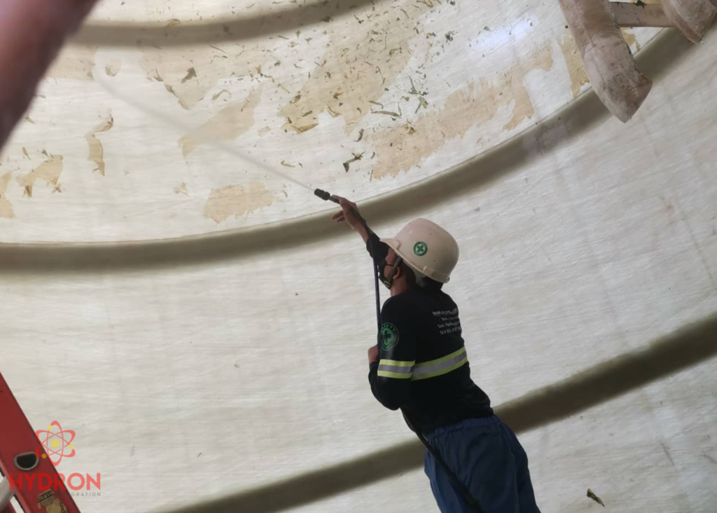 tank cleaning at Quezon Power Plant in the Philippines